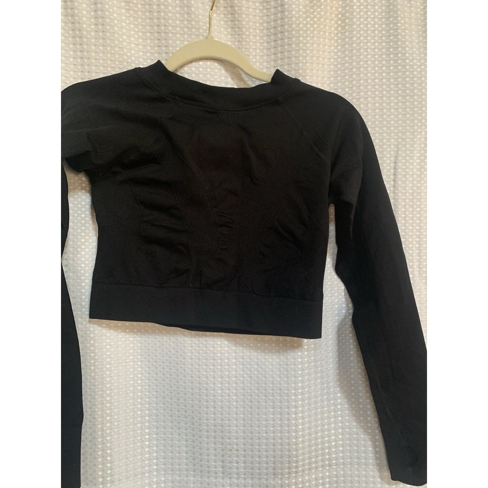 Unbranded Women Medium Black Long Sleeve Stretchy Exercise Crop Shirt